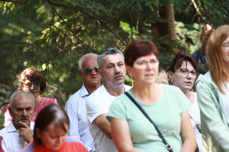 Msza św. i poświęcenie krzyża na Postawnem