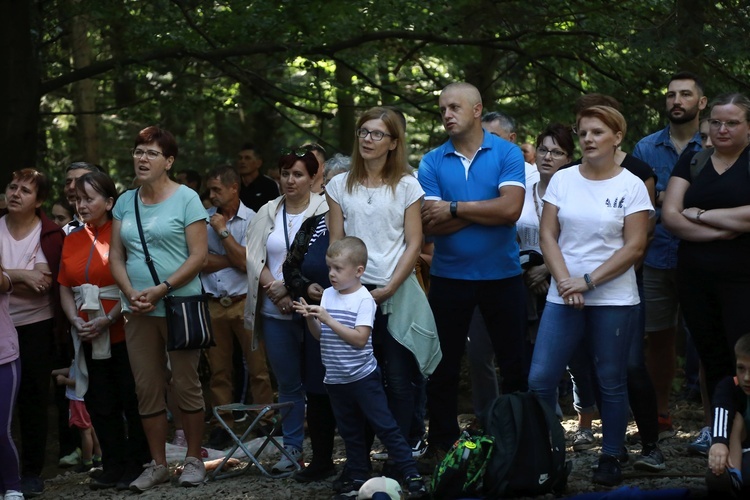 Msza św. i poświęcenie krzyża na Postawnem