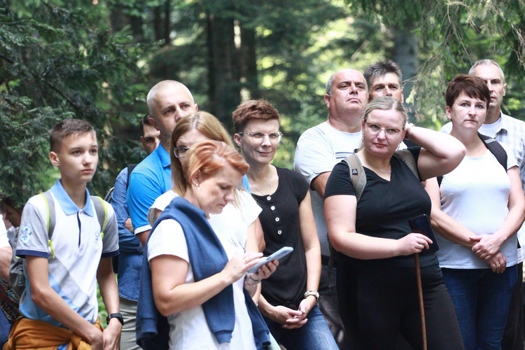 Msza św. i poświęcenie krzyża na Postawnem