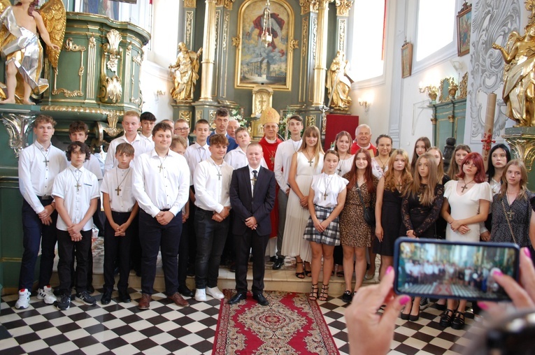 Młodzież ze Świeciechowa czerpie przykład z wielu wcześniejszych pokoleń mieszkających na terenie tej parafii.