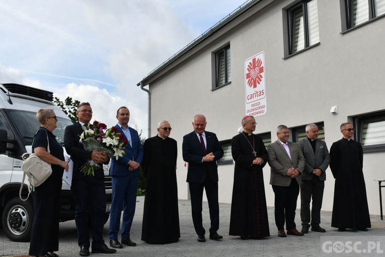 Zielona Góra. Uroczyste otwarcie Magazynu Pomocy Żywnościowej Caritas