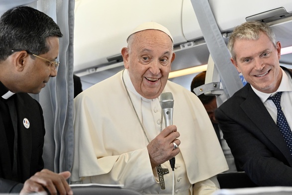 Papież: Obojętność "zakrwawiła Morze Śródziemne"