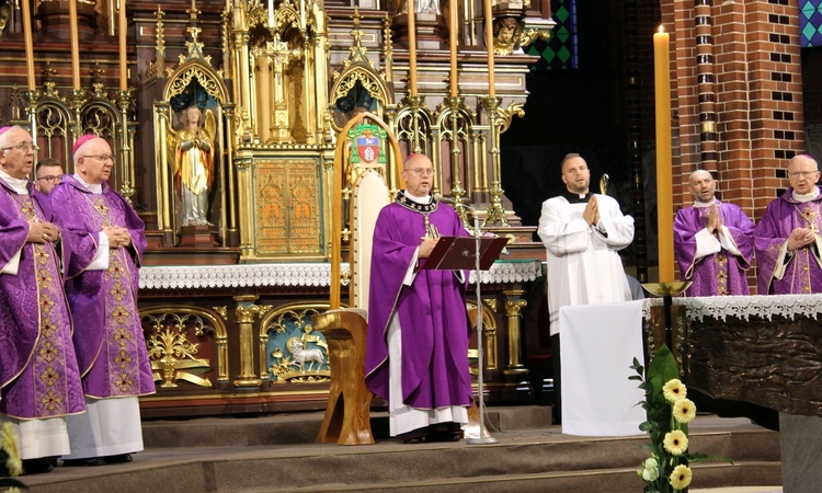 Uroczystości pogrzebowe śp. bp. Jan Wieczorka