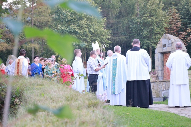 Dróżki Świąt Maryjnych