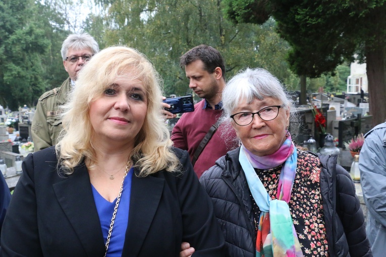 Nowy nagrobek prof. Feliksa Konecznego i jego rodziny