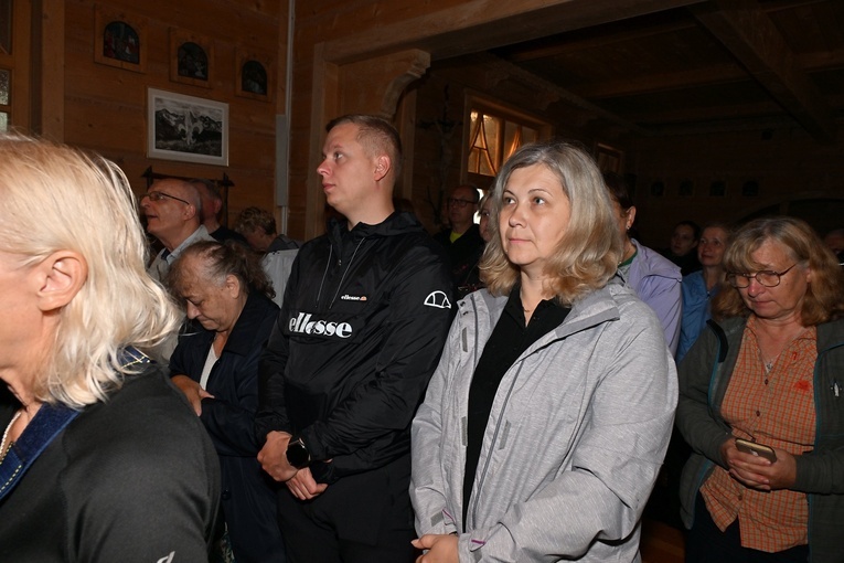 O "Bożych przemytnikach" na Wiktorówkach