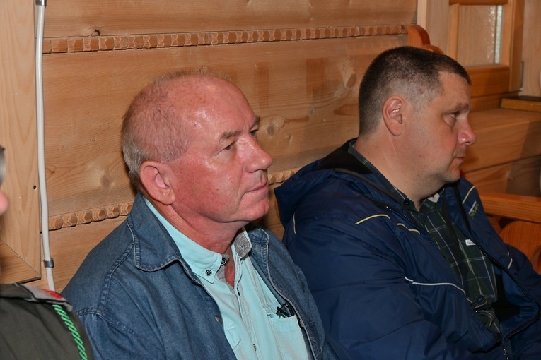 O "Bożych przemytnikach" na Wiktorówkach