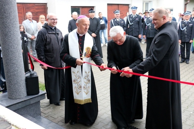 Nowy dom parafialny w Małęczynie