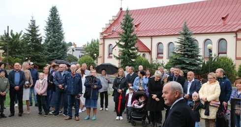 Nowy dom parafialny w Małęczynie
