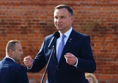 Prezydent: Decyzja rządu o utrzymaniu embarga na ukraińskie zboże - słuszna; ale należy zwiększać tranzyt