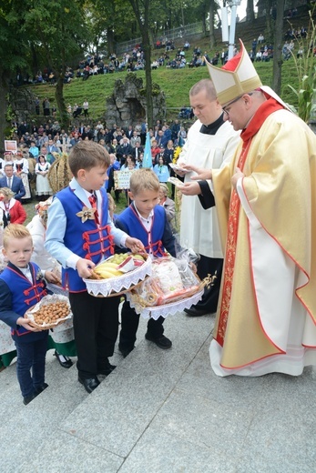 Diecezjalne dożynki na Górze św. Anny