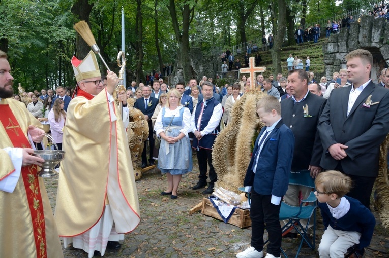 Diecezjalne dożynki na Górze św. Anny