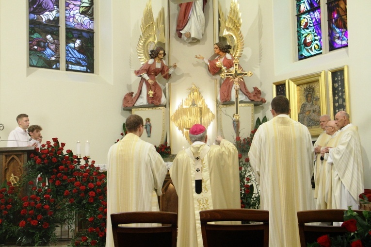 100 lat parafii Najświętszego Serca Pana Jezusa na Piaskach Wielkich