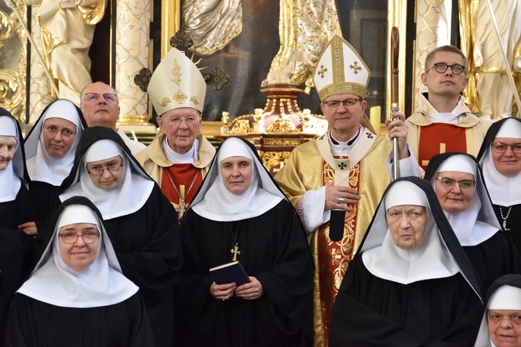 Benedykacja ksieni w Żarnowcu