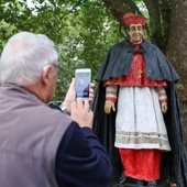 Niemcy: Usunięto pomnik kardynała oskarżonego o przestępstwa seksualne