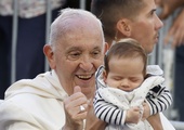 Bp Bustillo: w Marsylii Papież przypomniał o człowieczeństwie i Ewangelii