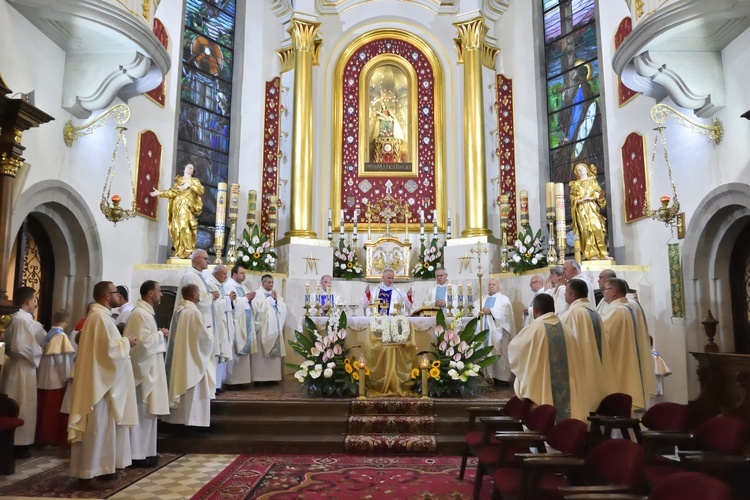 Limanowa. Ostatni dzień Wielkiego Odpustu Maryjnego 2023