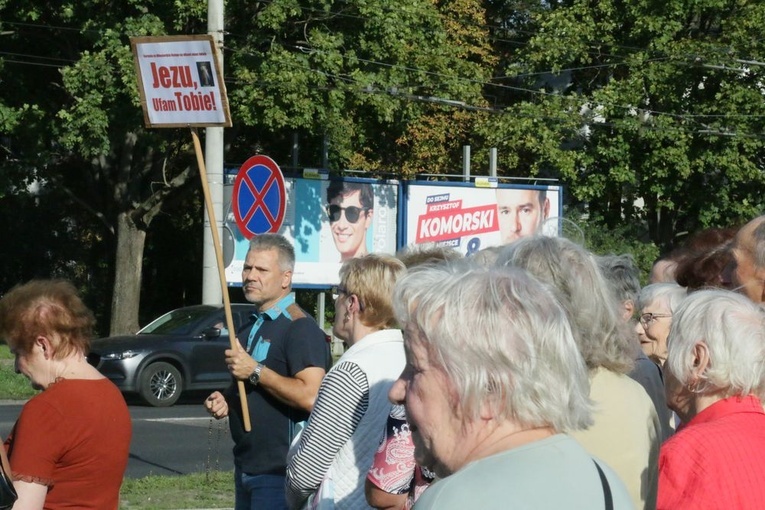 Koronka na ulicach
