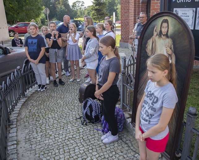 Iskra Miłosierdzia w Karlinie