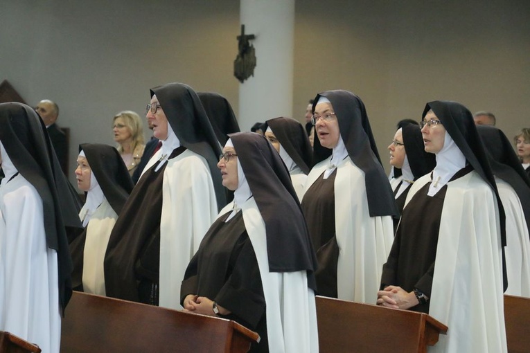 75 lat karmelitanek w Lublinie