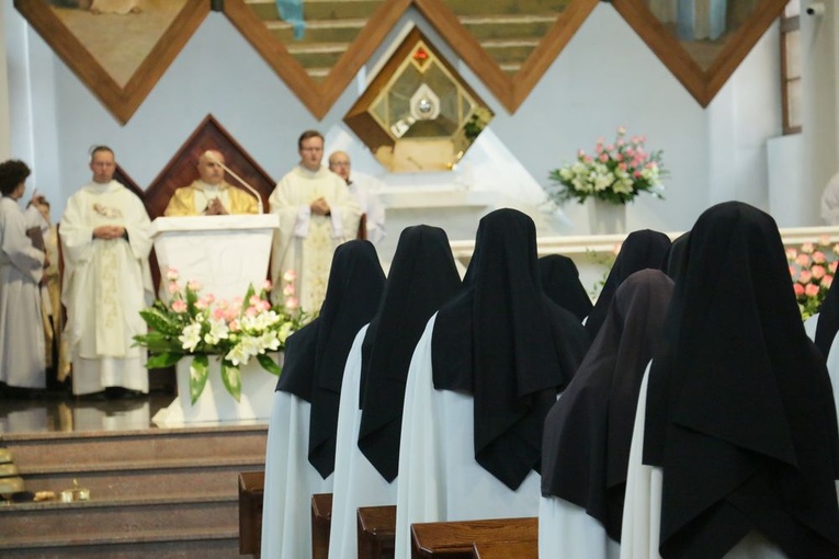 75 lat karmelitanek w Lublinie
