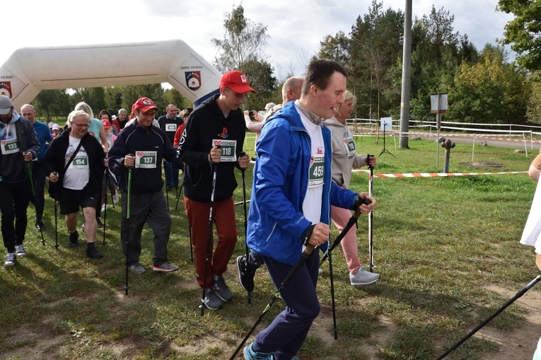 Charytatywne bieganie w Bąkowie