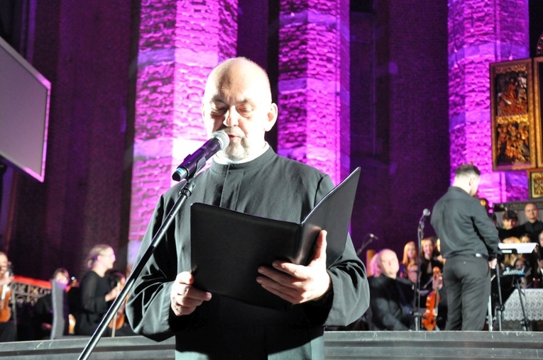 Oratorium "Z popiołów" w Nysie