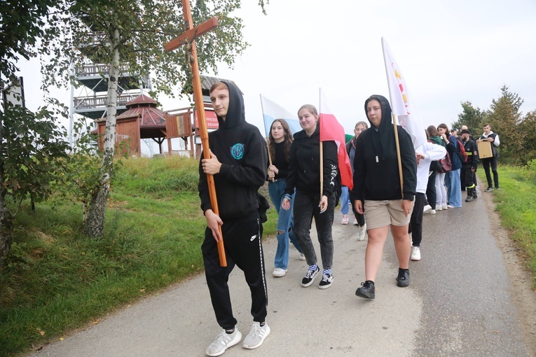 Okręgowa pielgrzymka na Jamną