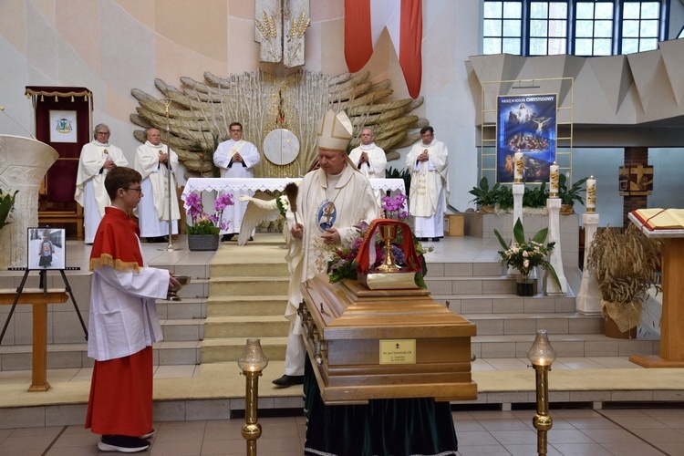 Pogrzeb o. Jana Tymińskiego, zmartwychwstańca