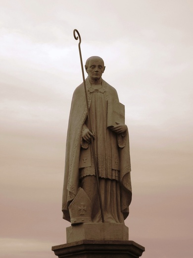 Pomnik bł. Wincentego na Okalinie ufundowany przez Michała Karskiego w 1909 r.