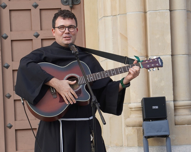 Błogoslawieństwo zwierzat w dzień św. Franciszka z Asyżu