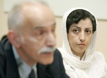 Iranka Narges Mohammadi, więziona obrończyni praw kobiet, laureatką Pokojowej Nagrody Nobla