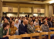 LIderzi i duszpaserze na spotkaniu z metropolitą gdańskim