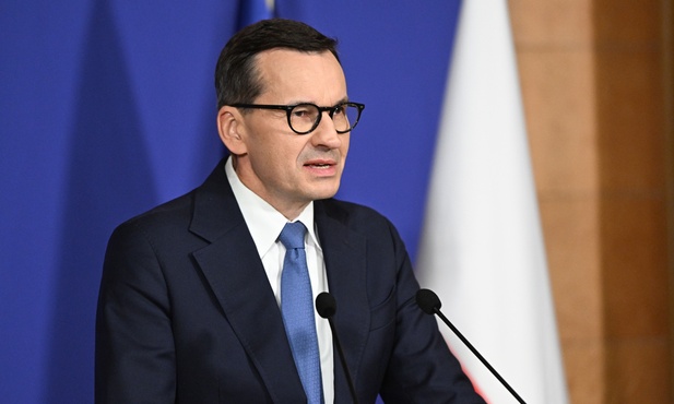 Premier Morawiecki po szczycie UE w Grenadzie: Podjąłem decyzję o zawetowaniu części dotyczącej migracji