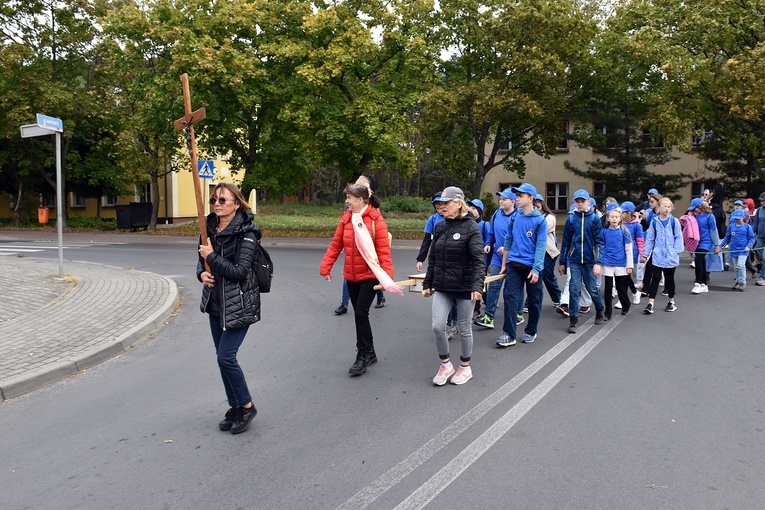 Piesza pielgrzymka z Brzegu Dolnego do Łososiowic 2023