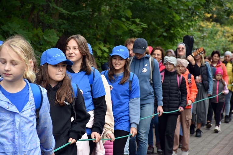 Piesza pielgrzymka z Brzegu Dolnego do Łososiowic 2023