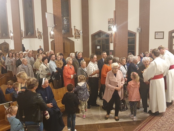 Brzesko. Wprowadzenie relikwii św. Matki Teresy z Kalkuty