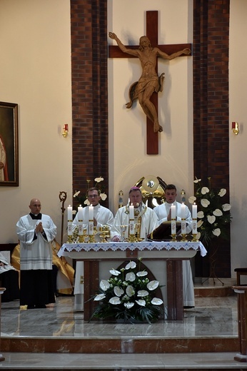 Poświęcenie kościoła pw. NMP Fatimskiej w Oleśnicy