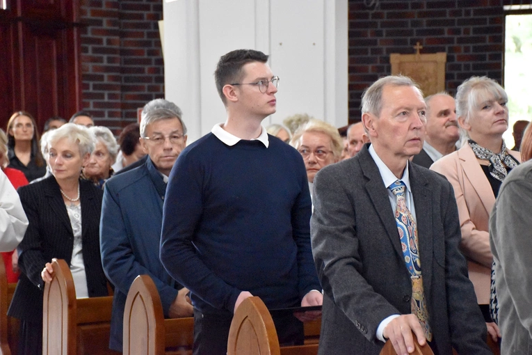 Poświęcenie kościoła pw. NMP Fatimskiej w Oleśnicy