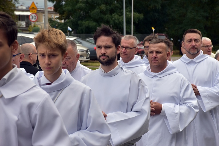 Poświęcenie kościoła pw. NMP Fatimskiej w Oleśnicy