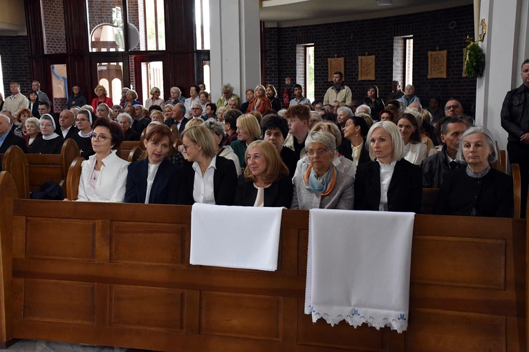 Poświęcenie kościoła pw. NMP Fatimskiej w Oleśnicy