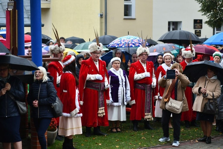 Pielgrzymka różańcowa do Rokitna