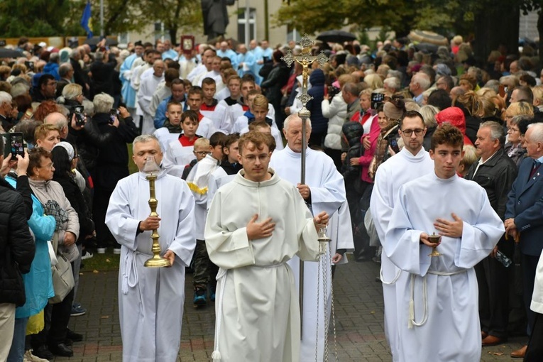 Pielgrzymka różańcowa do Rokitna