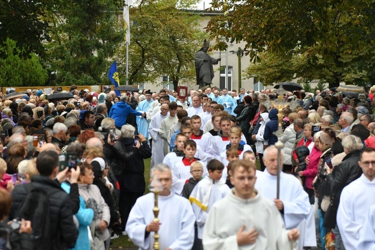 Pielgrzymka różańcowa do Rokitna