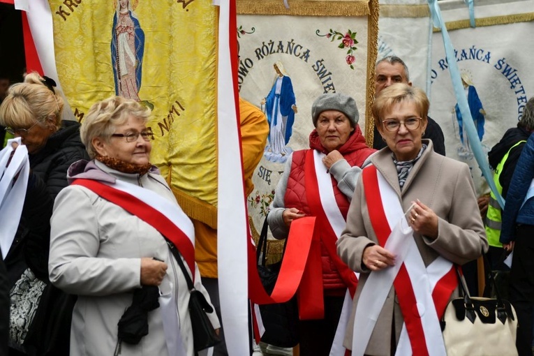 Pielgrzymka różańcowa do Rokitna