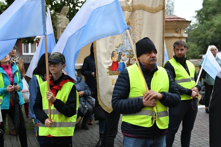 Pielgrzymka różańcowa do Rokitna
