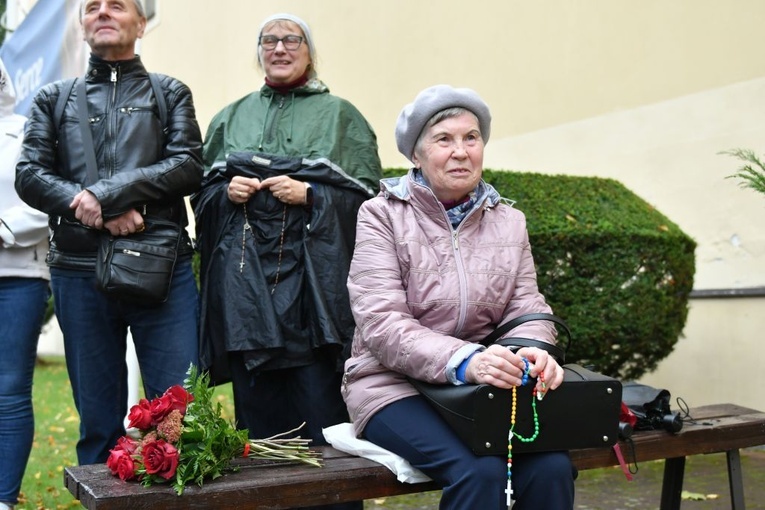 Pielgrzymka różańcowa do Rokitna