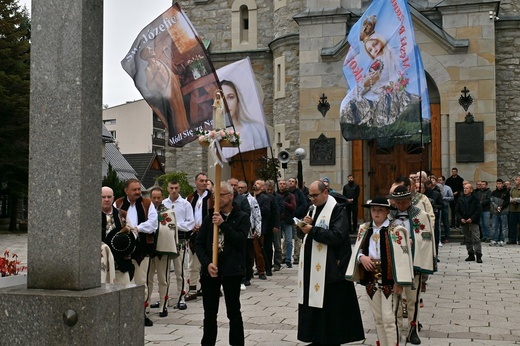 Męski Różaniec na Krupówkach 