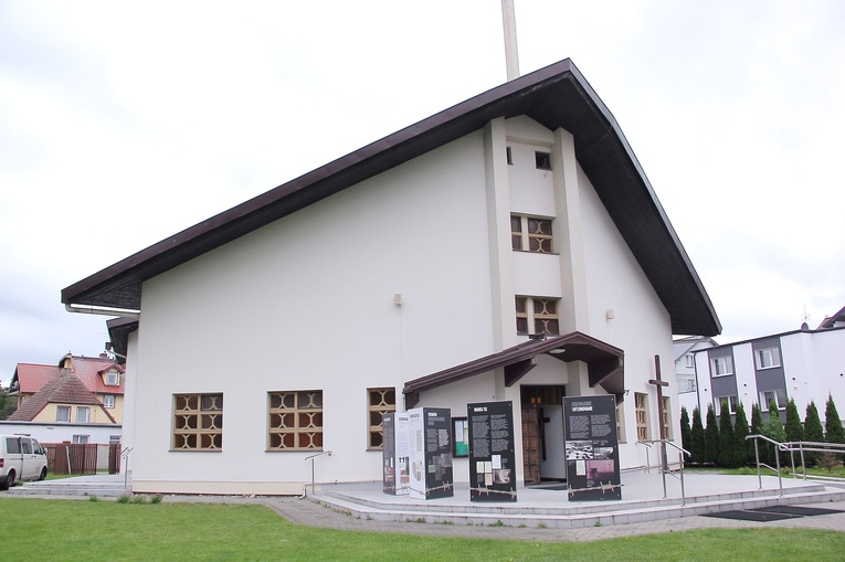 Konsekracja kościoła w Unieściu