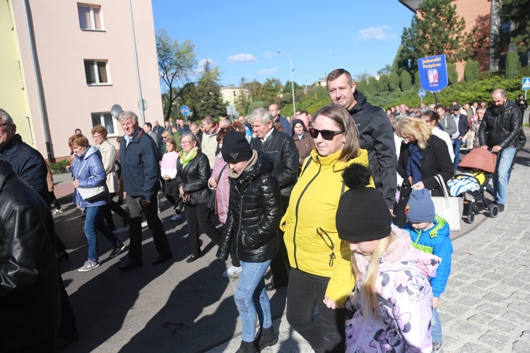 Różaniec dla życia w Mielcu